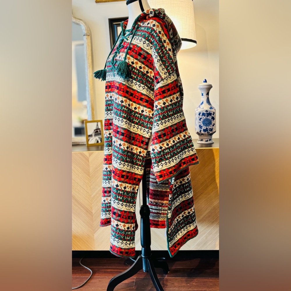 ZARA Nordic Colorful Hooded Poncho with Tassels - Picture 7 of 12